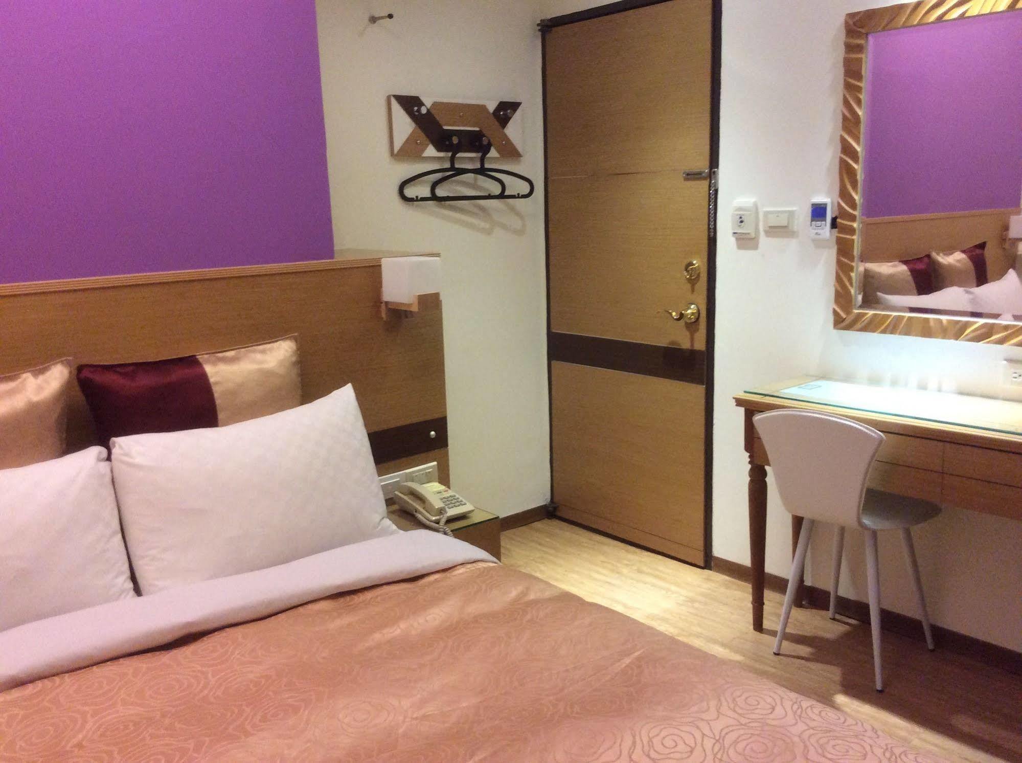Hotel Purple Garden Taipéi Exterior foto